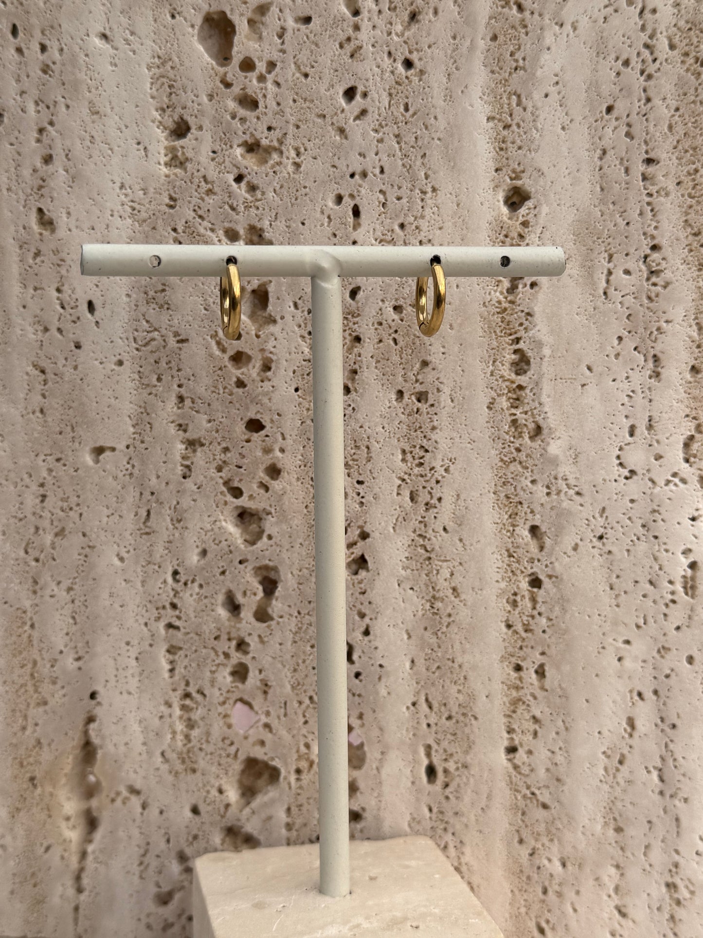 Medium Basic Hoops