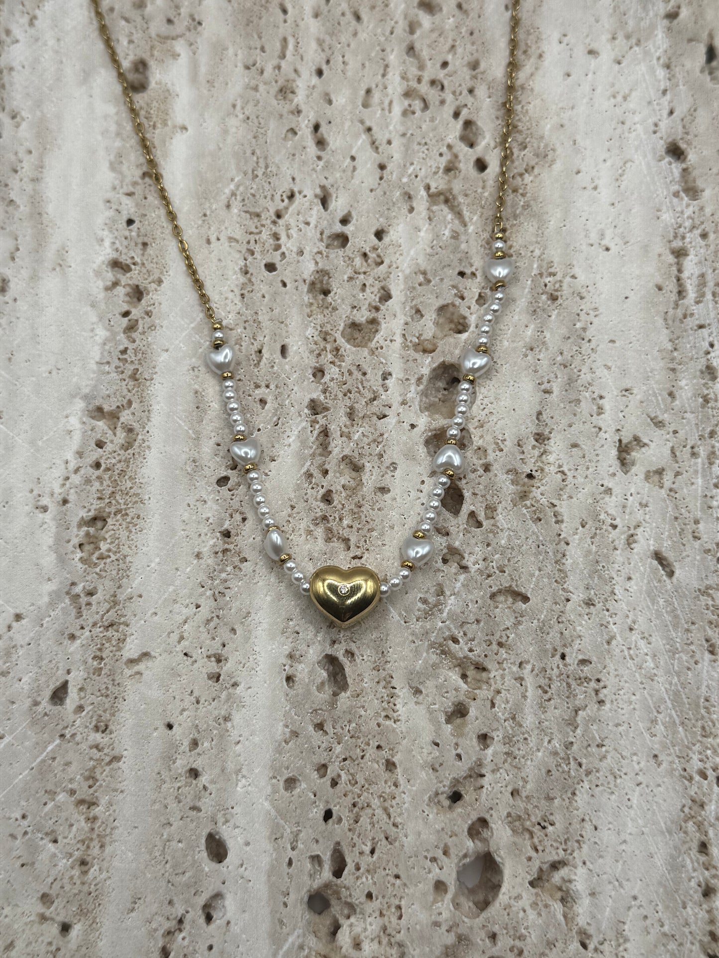Parelmoer harten ketting