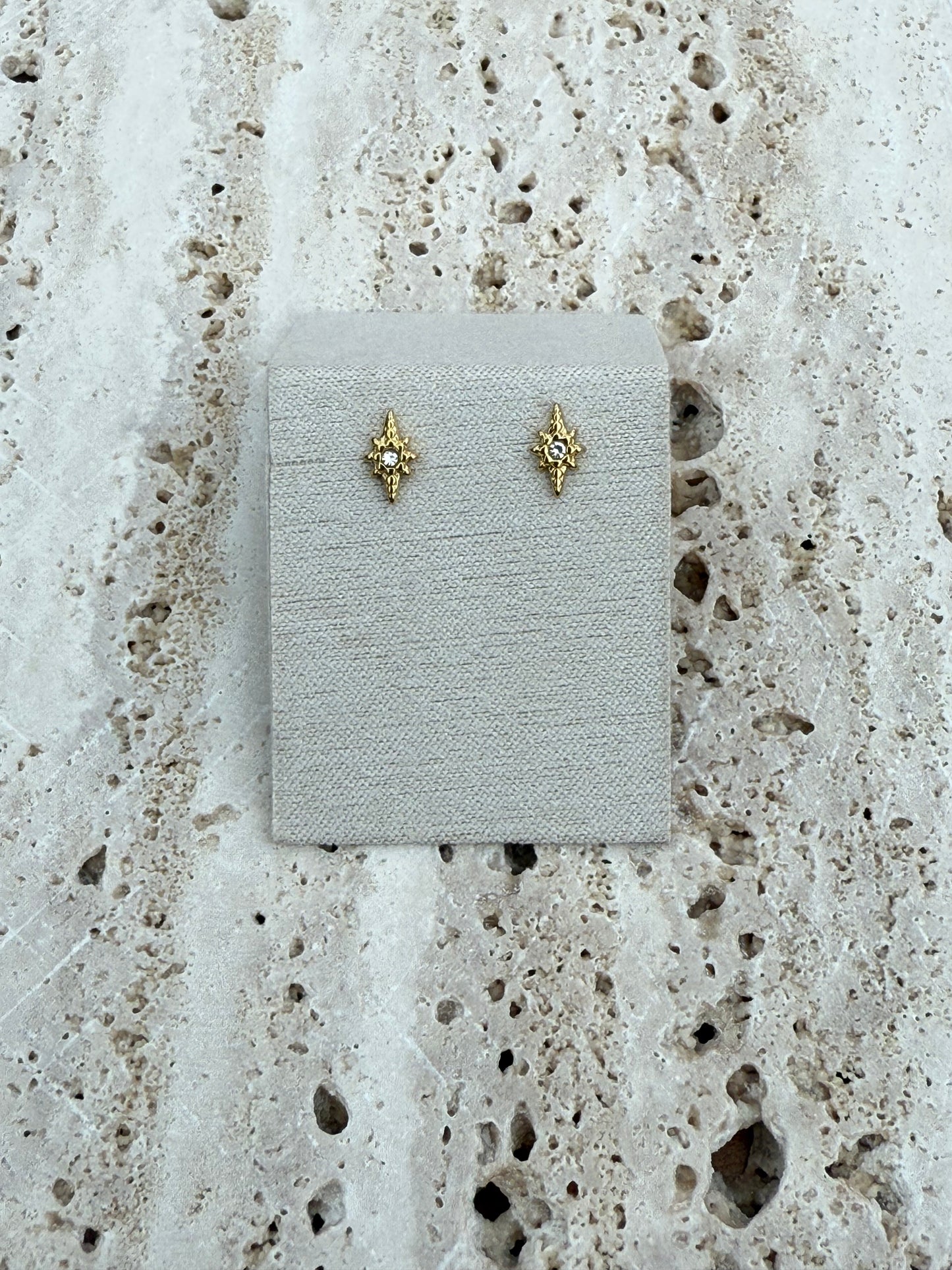 Stud met steentje