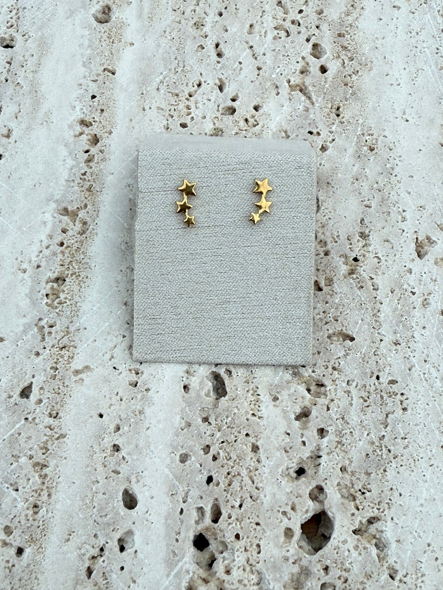 Star stud