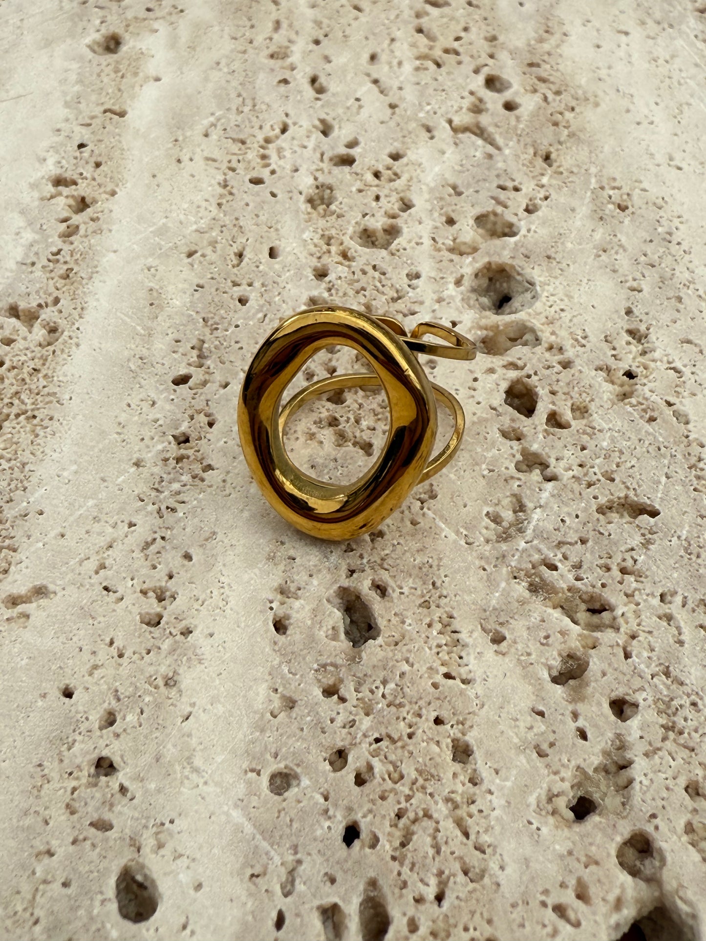 Bold Circle ring