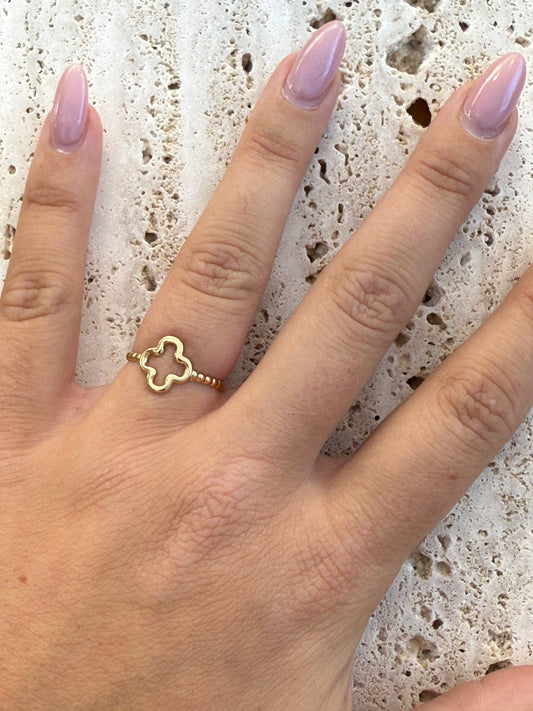 Big open klaver ring