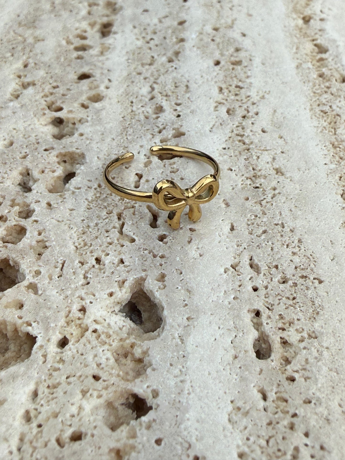 Basic strinkjes ring