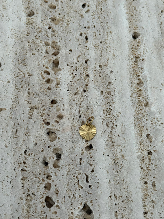 Dyo small gold heart