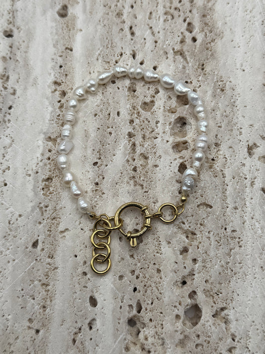 Parel armband met slot design your own
