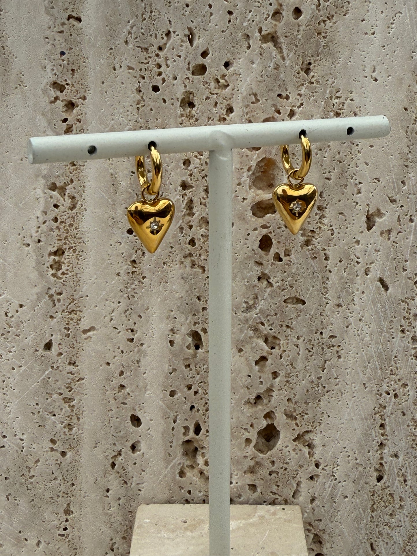 Birthstone oorbellen - April