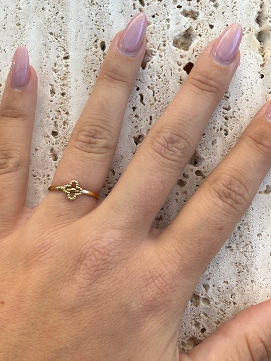Small open klaver ring